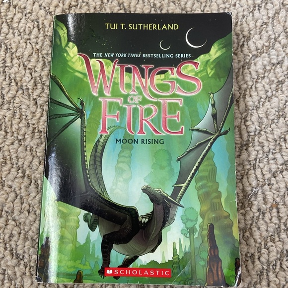 INCOMPLETE Wings Of Fire Series By Tui T. Sutherland Used - Picture 5 of 11